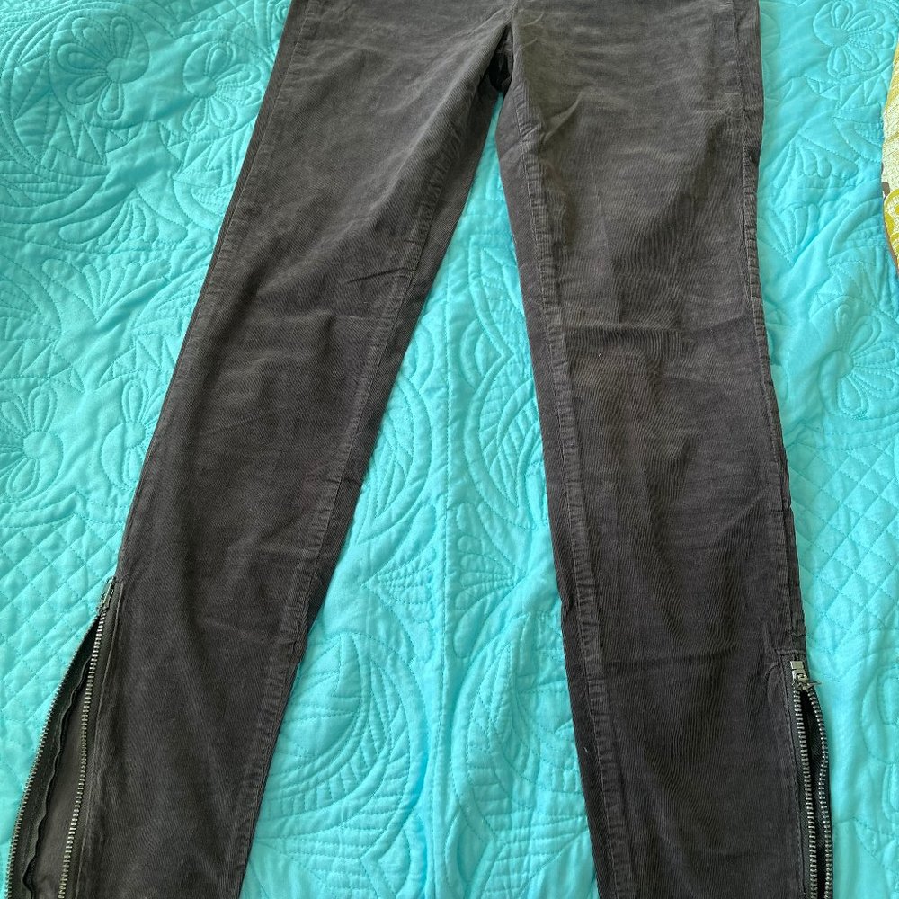 GUESS pants